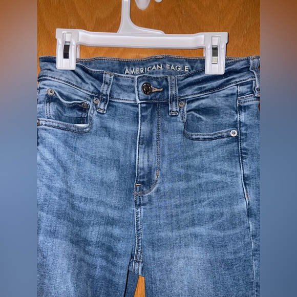 American Eagle Jeans Medium Wash Stretch Denim Casual Flare Fit Size 4 - Picture 3 of 11